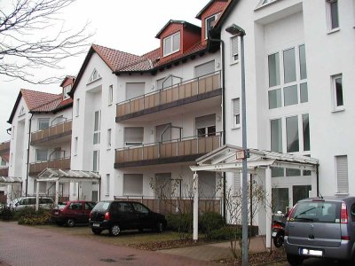 Ansprechende und gepflegte 2-Zimmer-Wohnung mit Balkon und Einbauküche in Lampertheim