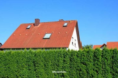 Schöne 5-Zimmer-Wohnung mit Terrassen- und Gartenbereich - provisionsfrei