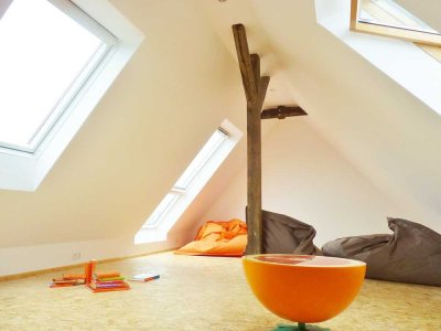 Die coolste Dachgeschosswohnung in DO : 82 qm / 2 Etagen/  incl. Einbauküche, Holzdielen,  super Bad