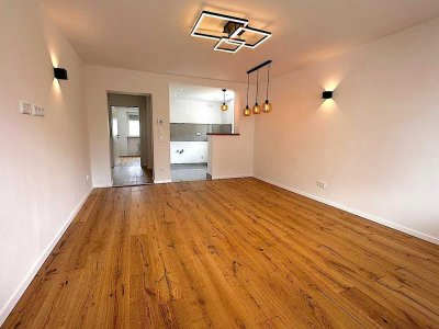 Neu saniert und ohne Provision! 3 Zimmer Wohnung mit Loggia.