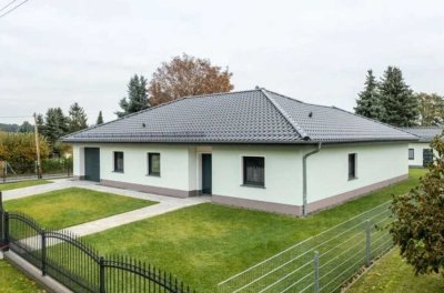 Neuwertiges Einfamilienhaus in Schlieben auf schönem Grundstück zu verkaufen!