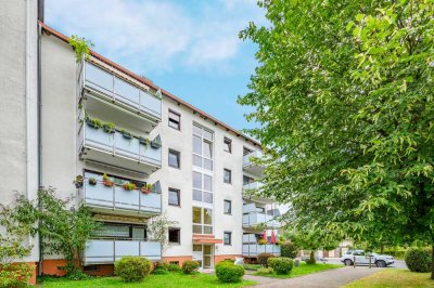 Langenselbold: Gut geschnittene 3-Zimmer-Wohnung mit Einbauküche & Süd-West Balkon in ruhiger Lage