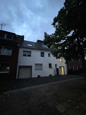 3 ZI-WHG 80 m² mit großer Terasse Südlage / Erstbezug nach Energetische Kernsanierung