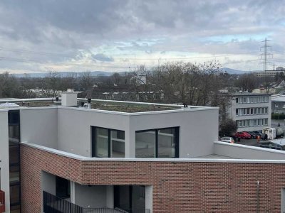 FACTORY SUITES: Bezugsfertig | Penthouse mit Dachterrasse, Skylineblick und Wallbox | It suits you.