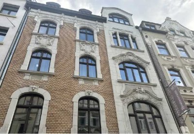 Möblierte geschmackvoll 2-Zimmer-Wohnung mit Balkon und Einbauküche in Köln Altstadt/Neustadt Nord