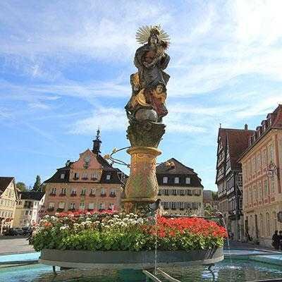 Modernisierte 2-Zimmer-Wohnung mit EBK in Schwäbisch Gmünd