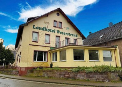 Kurzzeitvermietung? Ehemaliges Hotel mit Mietzimmern und Gastronomie - O