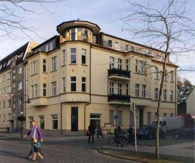 2-Raum Wohnung mit Aufzug im sanierten Altbau