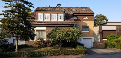 Aufgestockter Bungalow in idyllischer Sackgassenlage