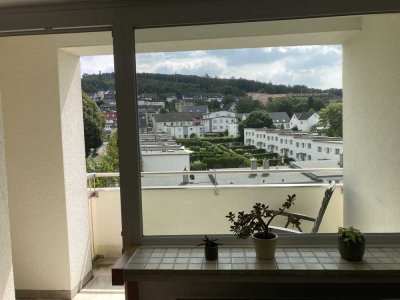 3-Zimmer-Wohnung mit schönem Balkon und Weitblick ins Grüne