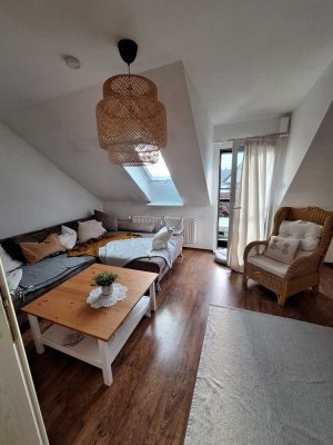 Attraktive 3-Zimmer-Dachgeschosswohnung mit Balkon in Siedenbrünzow