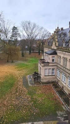 Große 5 Zimmer Wohnung in Fremdenbau Schloss Gondelsheim mit Gartenanteil, auch als WG geeignet