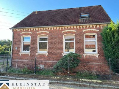 Schönes Backsteinhaus mit großer Garage in Sandau