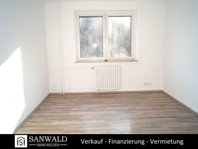 Renovierte 2,5 Zimmer Wohnung