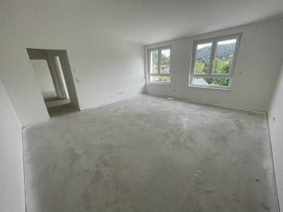 PENTHOUSE: Elegante 4-Zimmer-Wohnung mit Loggia und TG-Stellplatz im Herzen von Bad Herrenalb