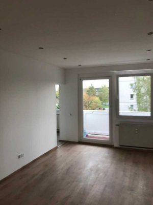 Top renovierte 3- Zimmer Wohnung zur Miete