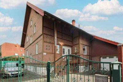 Schönes Einfamilienhaus mit Einliegerwohnung, Garten und Garage in Hückelhoven-Millich