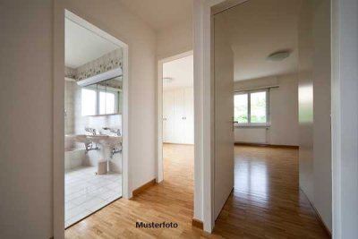 2-Zimmer-Wohnung und Balkon