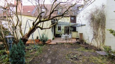 Historisches Stadthaus im Herzen von Frankenthal mit uneinsehbarem Garten (Provisionsfrei)