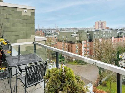 Köln liegt Ihnen zu Füßen - Panoramablick von der Dachterrasse in Köln Niehl