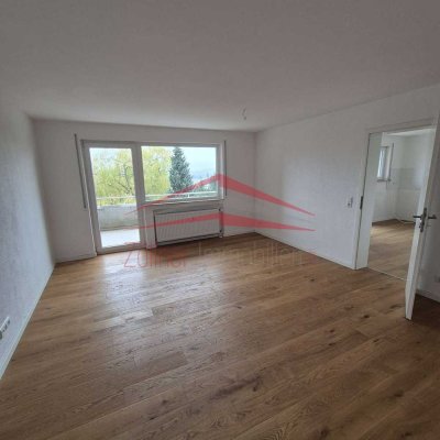 Helle 2 Zimmerwohnung mit tollem Ausblick über Aalen