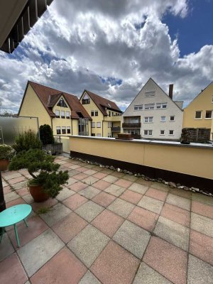 Modernisierte 3,5-Zimmer-Terrassenwohnung mit Balkon und EBK in Giengen