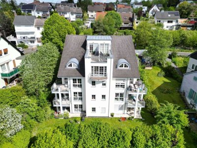 Helle & gepflegte 2 Zimmer - Gartenwohnung mit Küche und Terrasse in Taunusstein!