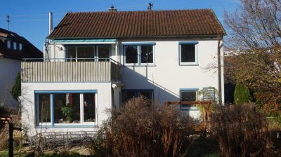 Ein- oder Zweifamilienhaus mit viel Platz im und um das Haus herum in Schwäbisch Gmünd-Bettringen