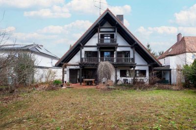 Großzügiges, sehr ruhig gelegenes EFH mit sonnigem Südgarten, Erweiterungspotential