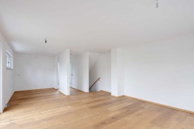 Modernes Neubau-Reihenmittelhaus in zentraler Lage von Forstern – Bezugsfrei und sofort einziehen!