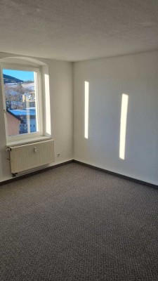 Günstige, sanierte 2-Zimmer-Wohnung in Eibenstock