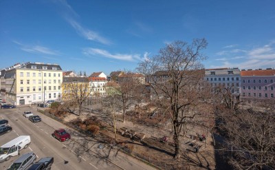 ++Diepoldplatz++ Sanierungsbedürftige 1-Zimmer Altbau-Wohnung, viel Potenzial!