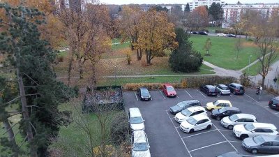 Zauberhafte 2,5 Zimmerwohnung mit Blick auf den Taunus