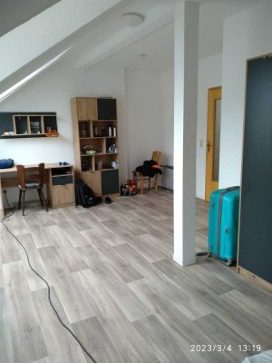 Schöne helle 2 Zimmer Wohnung