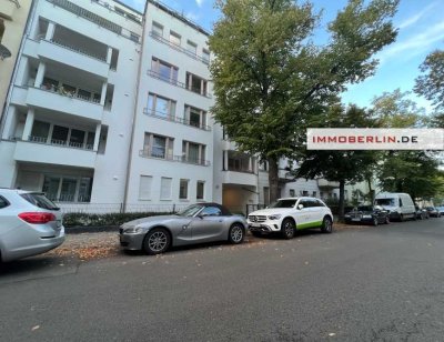 IMMOBERLIN.DE - Komfortable Wohnung im KfW-55-Haus mit Balkon & Loggia beim Ortskern nahe WISTA