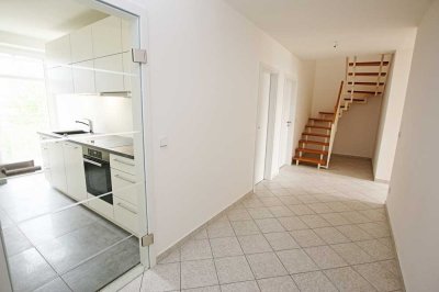 3Zi-Maisonette-Wohnung mit Dachterrasse + Balkon. Tischler-EBK. Jugendstilhaus mit Aufzug