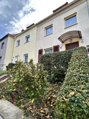 Einfamilienhaus als Mittelreihenhaus mit Garten in Toplage – Dresden