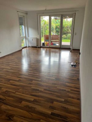 Helle 3,5 EG Zimmerwohnung ca. 80m² in Güglingen