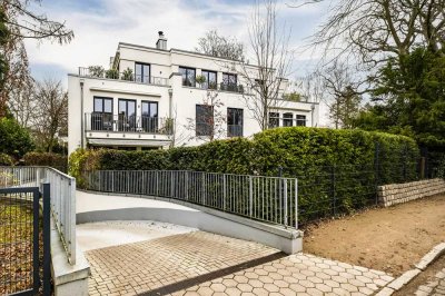 Exklusive Erdgeschosswohnung mit Garten und hochwertigem Interieur