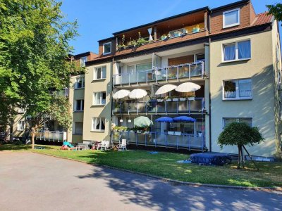 3,5 Raum, Südbalkon, Wald-Citynähe, mod. Bad: Fenster, Wanne + sep. Dusche