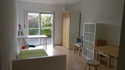 Möblierte 1-Zimmerwohnung mit Terrasse in Würzburg Grombühl