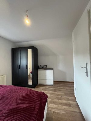 Sanierte Wohnung mit zwei Zimmern und EBK in Großalmerode