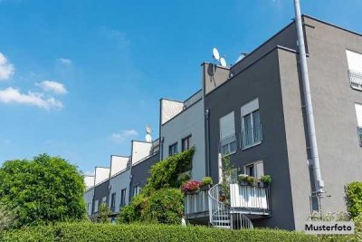 Mehrfamilienhaus als Doppelhaushälfte