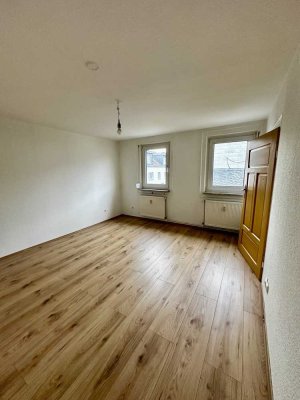 Modernisierte 3-Zimmer Maisonette Wohnung in Weisel