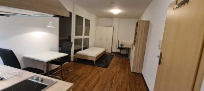 Schöne, neuwertige 1-Zimmer Wohnung mit S/W Dachterrasse und EBK in Ingolstadt