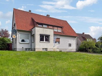 Zweifamilienhaus auf ca. 1511 m² großen Eigentumsgrundstück in Söhlde