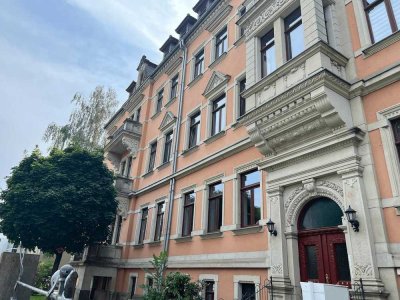 Heller Altbau mit herrlicher Terrasse