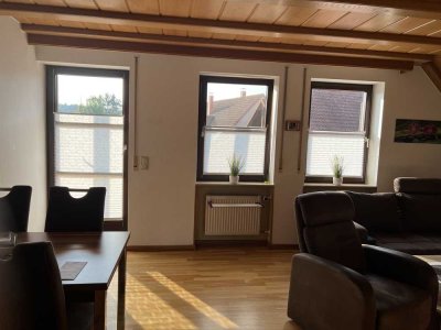 Sehr schöne 3-Zimmer-Wohnung mit Balkon und EBK in Elsenfeld