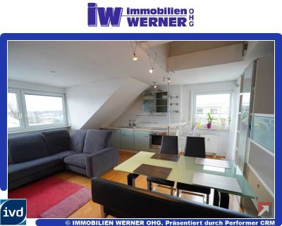 ***Superhelle DG-Wohnung mit Bergblick, Galerie, Balkon und TG-Stellplatz***