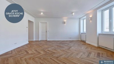 BALKONWOHNUNG im 4. Obergeschoß! Hochwertig sanierter 4-Zimmer-Stilaltbau